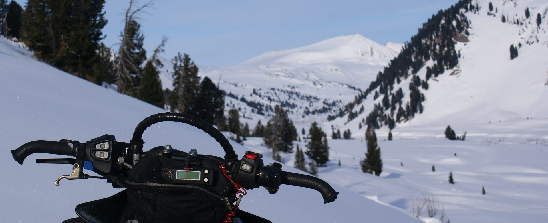 Крутые снегоходные путешествия<br>по Горному Алтаю